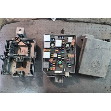 OPEL MOKKA Biztosíték doboz 95263744