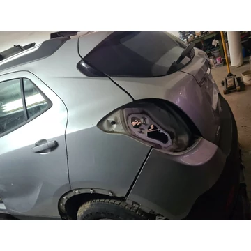 OPEL MOKKA bal hátsó sárvédő negyed