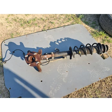 NISSAN NOTE (E12) 1.2 benzin Bal első gólyaláb csonkállvánnyal