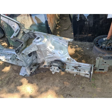 SKODA OCTAVIA III (5E) Bal első negyed, hossznyúlvány