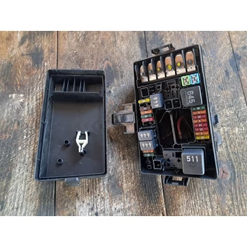 SKODA OCTAVIA III (5E) Biztosíték doboz 5Q0907361B