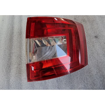 SKODA OCTAVIA III KOMBI (5E) Jobb hátsó lámpa 