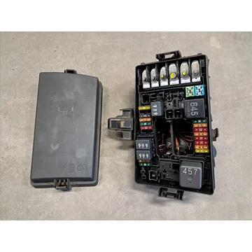 SKODA OCTAVIA III (5E) Biztosíték doboz 5Q0907361B