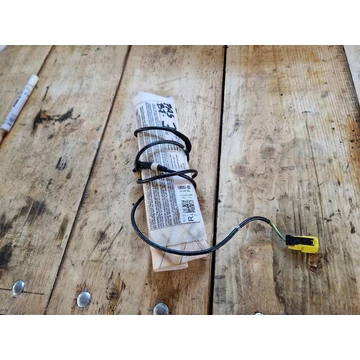 VOLKSWAGEN PASSAT B7 jobb oldallégzsák