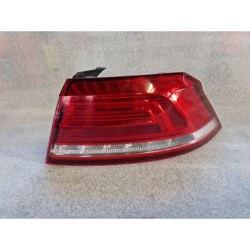VOLKSWAGEN PASSAT B8 (3G) SEDAN jobb külső hátsó lámpa