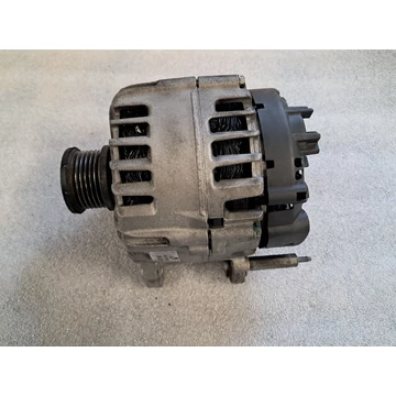 VOLKSWAGEN PASSAT B8 (3G) 2.0 CRTDI generátor 