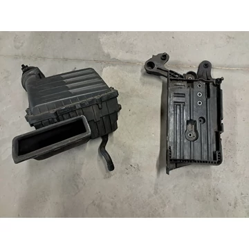 VOLKSWAGEN PASSAT B8 (3G) 2.0 CRTDI levegőszűrőház 5Q0129607AA