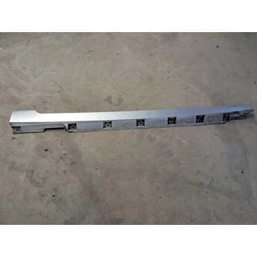 VOLKSWAGEN PASSAT B8 (3G) jobb küszöb burkolat