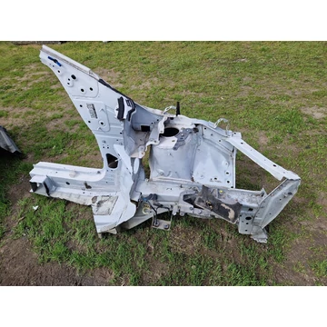 NISSAN PULSAR bal első negyed, nyúlvány