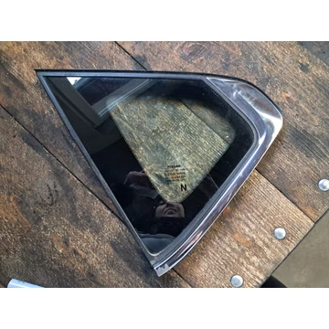 NISSAN PULSAR Bal C oszlop oldalablak üveg