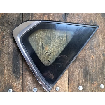 NISSAN PULSAR Jobb C oszlop oldalablak üveg