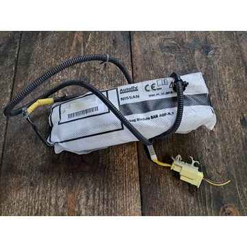 NISSAN PULSAR Bal oldallégzsák