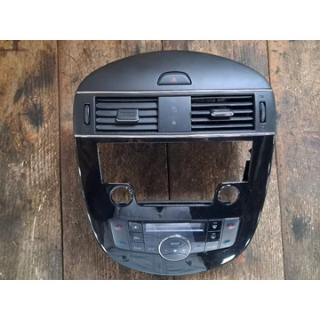 NISSAN PULSAR Középkonzol panel