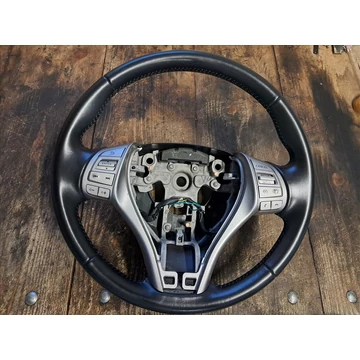 NISSAN PULSAR Multikormány