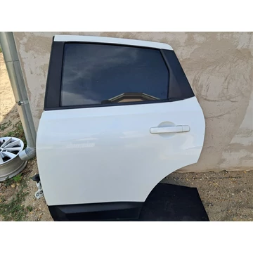 NISSAN QASHQAI (J10) bal hátsó ajtó 326