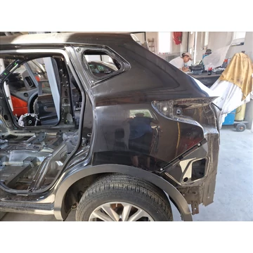 NISSAN QASHQAI (J11) Bal hátsó sárvédő negyed
