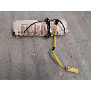 SUZUKI SX4 S-CROSS (JY) Jobb oldallégzsák 85350-61M00