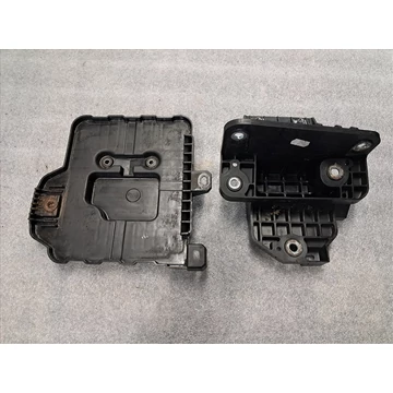 SUZUKI SX4 S-CROSS (JY) Akkumulátor tartó 72521-61M00