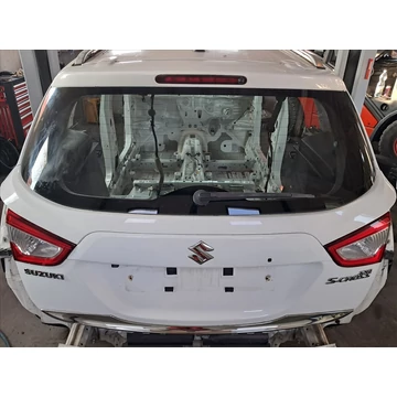 SUZUKI SX4 S-CROSS (JY) Csomagtérajtó