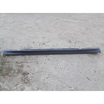 NISSAN JUKE (F15) Jobb küszöb spoiler, burkolat