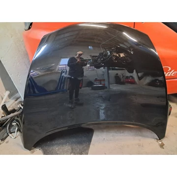 NISSAN JUKE (F15) Motorháztető