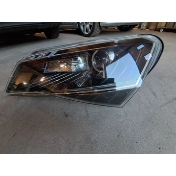 SKODA SUPERB III (3V) bal xenon fényszóró 3V2941015A