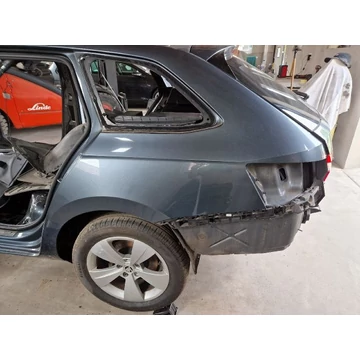 SKODA SUPERB III (3V) kombi bal hátsó sárvédő negyed