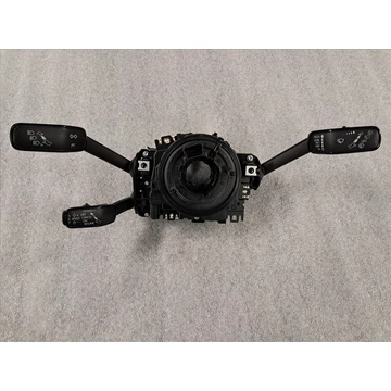 SKODA SUPERB III (3V) Komplett kormánykapcsoló bajuszkapcsoló 5Q0953569A 5Q0953521GB 5Q0953502AT