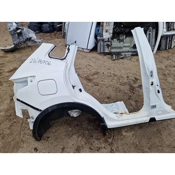 NISSAN QASHQAI II (J11) Jobb hátsó sárvédő, negyed