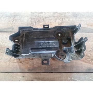 SUZUKI SWIFT V Akkumulátor tartó