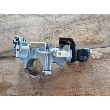 SUZUKI SWIFT V Gyújtáskapcsoló 