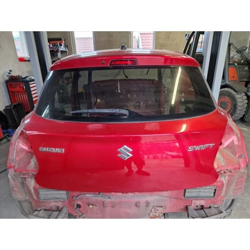 SUZUKI SWIFT V Csomagtérajtó