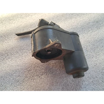 VOLKSWAGEN TIGUAN (5N) Jobb hátsó kézifék motor