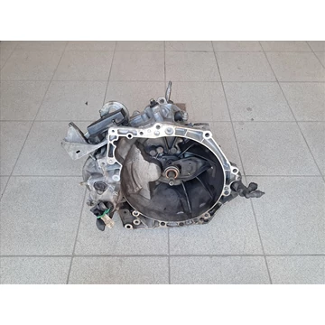 PEUGEOT 3008 1.6 VTI váltó 20DP56