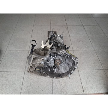 SUZUKI SX4 S-CROSS (JY) 1.6 BENZIN 2WD Váltó ZMB