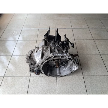 TOYOTA VERSO 1.6 D4D Váltó