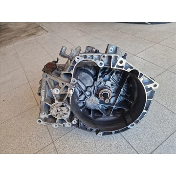SUZUKI SX4 2.0 DDIS 4WD Váltó ZL2