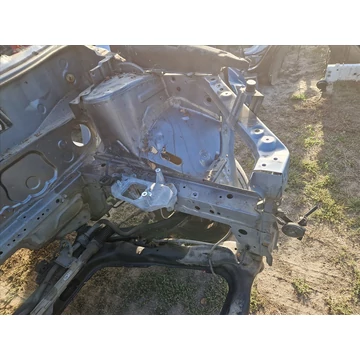 NISSAN X-TRAIL (T32) Bal első negyed, nyúlvány