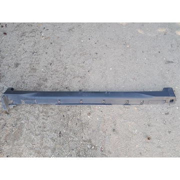 NISSAN X-TRAIL (T32) jobb küszöb burkolat 768504CE0A