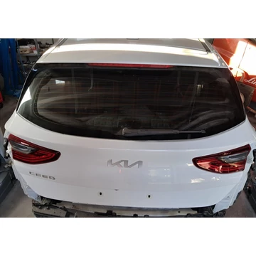 KIA CEED III (CD) Csomagtérajtó