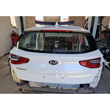 KIA CEED III (CD) Csomagtérajtó