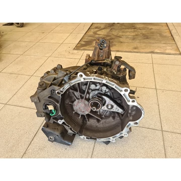 HYUNDAI I30 (GD) 1.6 CRDI váltó WCJ6