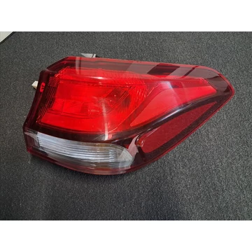 HYUNDAI I30 (PD) KOMBI Jobb külső hátsó lámpa 92402G4200