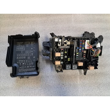 HYUNDAI I30 (PD) Biztosíték doboz 91290-G4070-08