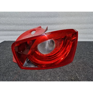 SEAT IBIZA IV Jobb hátsó lámpa 6J4945096C