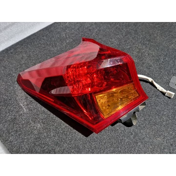 TOYOTA AURIS II (E180) HATCHBACK Bal külső hátsó lámpa 02-258