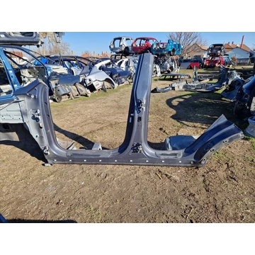  KIA SPORTAGE (QL) Bal küszöb