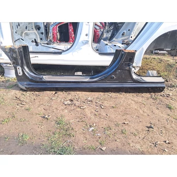 HYUNDAI I30 (GD) Bal küszöb