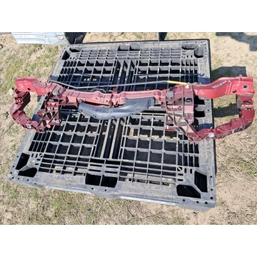 FORD FOCUS III Homlokfal, zárhíd