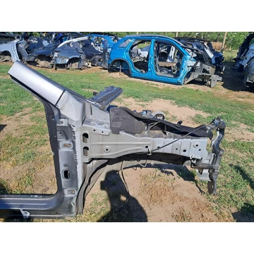 NISSAN X-TRAIL (T32) Jobb első negyed, nyúlvány
